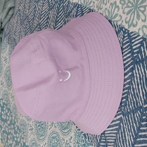 Bucket hat
